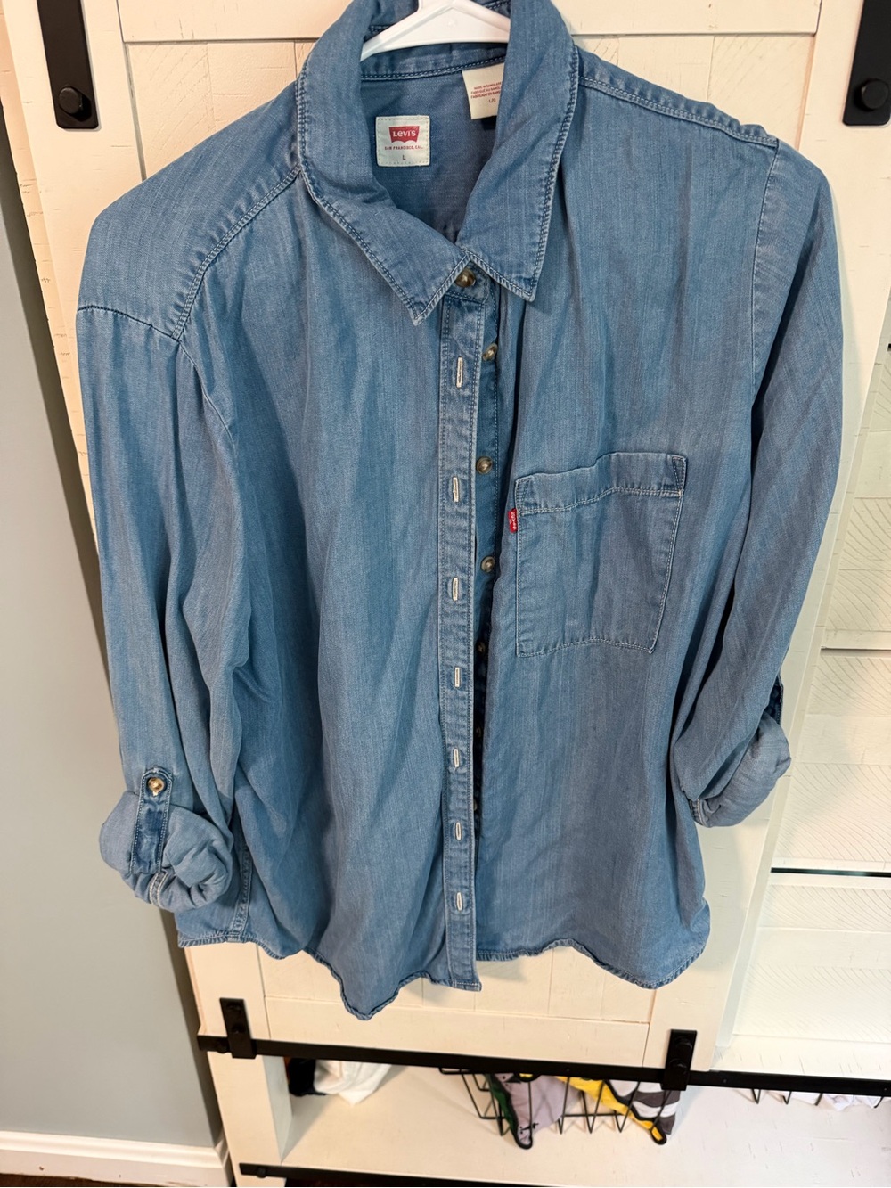 Levi's Men's Classic Denim Button-Down Shirt in Light Blue